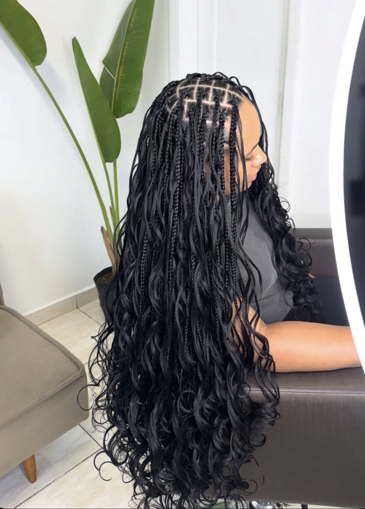 MEDIUM FRENCH CURLS